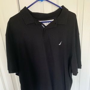 Black men’s Nautica collared shirt